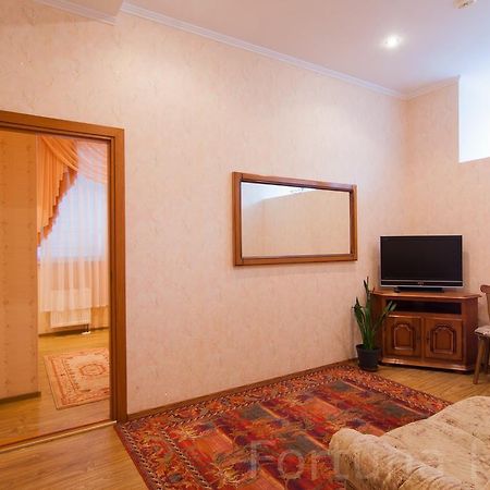 Fortuna Hotel Chişinău Exterior foto
