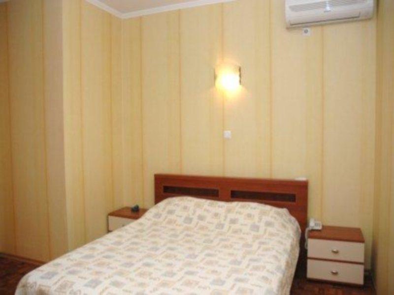 Fortuna Hotel Chişinău Exterior foto